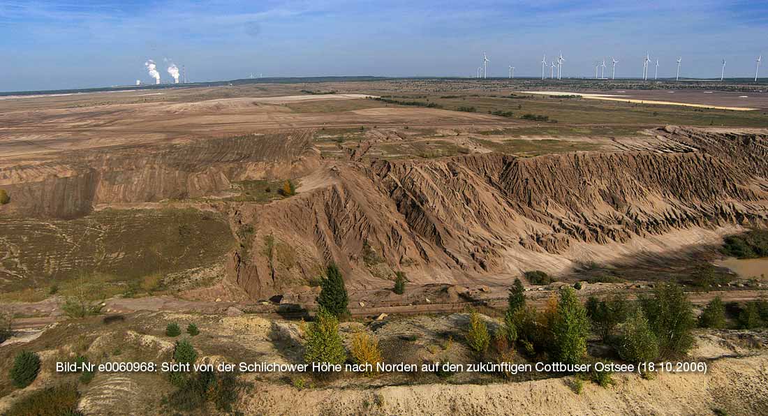 Blick von der Schlichower Höhe in den Tagebau Cottbus-Nord, KAP-Luftaufnahme vom 18.10.2006